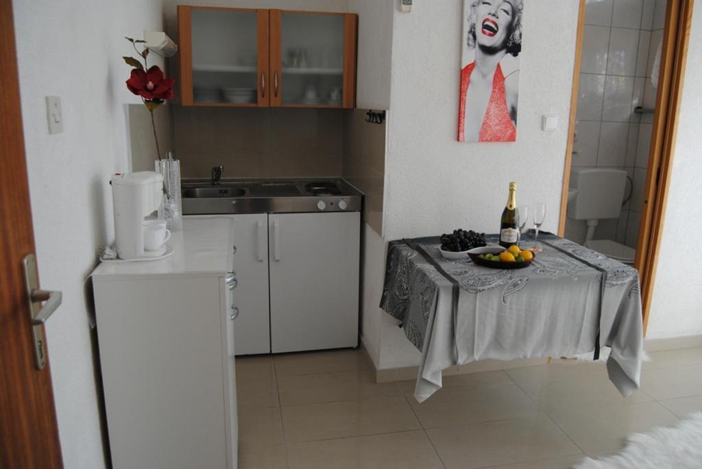 Apartment Croatia Borik Holiday For Couple On The Sea View D1